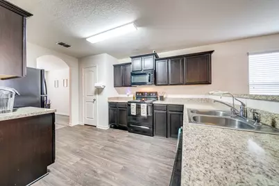 12255 Siragusa, San Antonio, TX 78252 - Photo 7