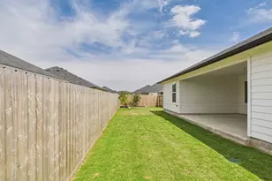 724 Grace Ln, Fredericksburg, TX 78624 - Photo 43