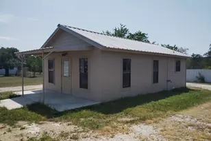 306 N West St, Burnet, TX 78611 - Photo 9