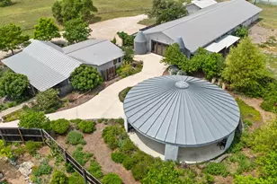 208 Danos Rd, Fredericksburg, TX 78624 - Photo 3