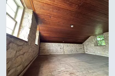 602 W Austin St, Fredericksburg, TX 78624 - Photo 7