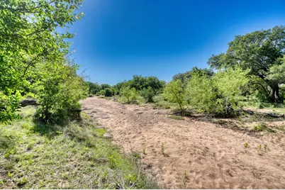 000 N County Rd 402, Llano, TX 78643 - Photo 17