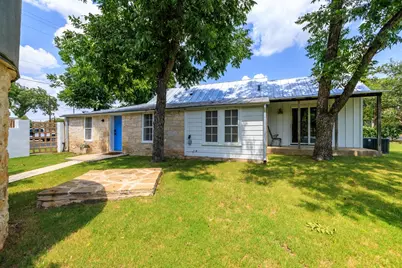 223 W Creek St, Fredericksburg, TX 78624 - Photo 41