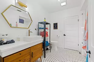 223 W Creek St, Fredericksburg, TX 78624 - Photo 21