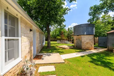 223 W Creek St, Fredericksburg, TX 78624 - Photo 39