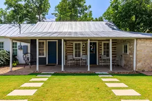 223 W Creek St, Fredericksburg, TX 78624 - Photo 1