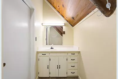 101 Catalina Court, Kerrville, TX 78028 - Photo 21