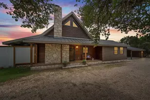 101 Catalina Ct, Kerrville, TX 78028 - Photo 1