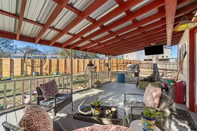 117 N Reading Ave, Center Point, TX 78010 - Photo 21