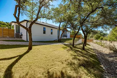 113 Stoneledge, Fredericksburg, TX 78624 - Photo 33