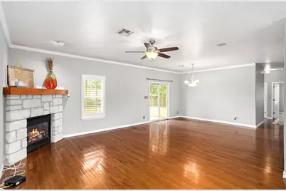 605 Persimmon Court, Fredericksburg, TX 78624 - Photo 5