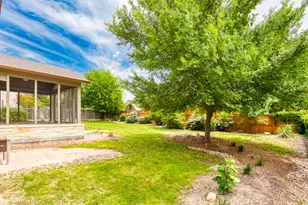 605 Persimmon Ct, Fredericksburg, TX 78624 - Photo 35