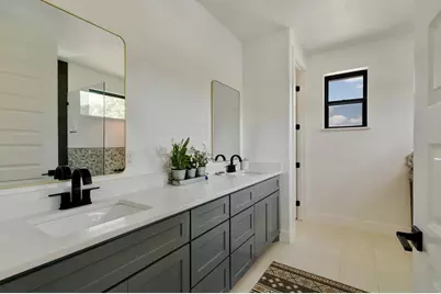 905 Thriving Oak Dr., Fredericksburg, TX 78624 - Photo 11