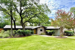 202 Tanglewood Dr, Fredericksburg, TX 78624 - Photo 1