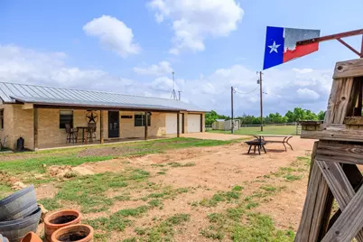 2050 Adj Lane, Fredericksburg, TX 78624 - Photo 43