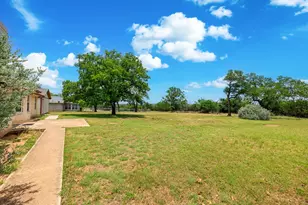134 Bobbie Lynn St, Harper, TX 78631 - Photo 35