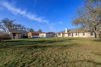 134 Bobbie Lynn St, Harper, TX 78631 - Photo 39
