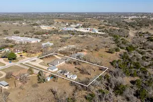 134 Bobbie Lynn St, Harper, TX 78631 - Photo 33