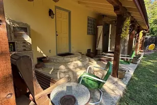 516 W Creek St, Fredericksburg, TX 78624 - Photo 23