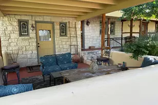 516 W Creek St, Fredericksburg, TX 78624 - Photo 7