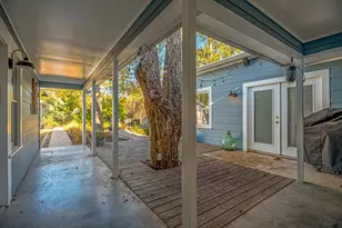 206 W Burbank St, Fredericksburg, TX 78624 - Photo 19