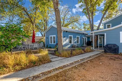 206 W Burbank St, Fredericksburg, TX 78624 - Photo 45