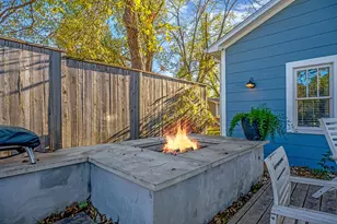 206 W Burbank St, Fredericksburg, TX 78624 - Photo 15