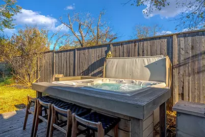 206 W Burbank St, Fredericksburg, TX 78624 - Photo 17