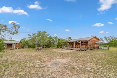 932 Shin Oak, Menard, TX 76859 - Photo 3
