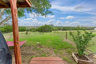 5996 Ranch Rd 1376, Fredericksburg, TX 78624 - Photo 15