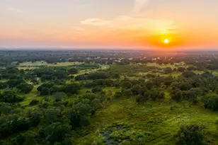 111 Co Rd 113, Llano, TX 78643 - Photo 1