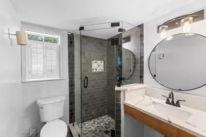 305 N Elk St, Fredericksburg, TX 78624 - Photo 29