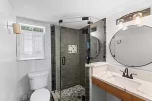 305 N Elk St, Fredericksburg, TX 78624 - Photo 29