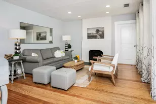 108 W Centre St, Fredericksburg, TX 78624 - Photo 7