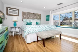 108 W Centre St, Fredericksburg, TX 78624 - Photo 5