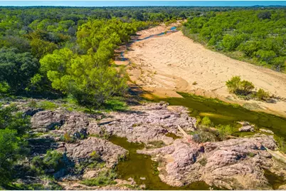 1263 County Rd 102, Llano, TX 78643 - Photo 5