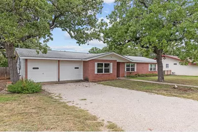 1206 Crenwelge Dr, Fredericksburg, TX 78624 - Photo 1