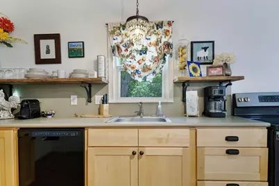 305 S Bowie, Fredericksburg, TX 78624 - Photo 19