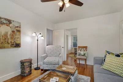 305 S Bowie, Fredericksburg, TX 78624 - Photo 15