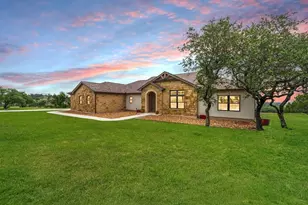 328 E Distant View Dr, Fredericksburg, TX 78624 - Photo 1