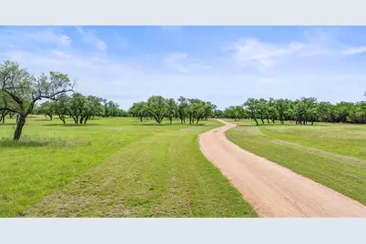 1291 Sandy Oaks Ranch Rd, Johnson City, TX 78636 - Photo 7