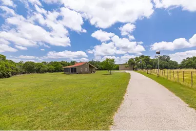 479 Park Rd 23, Blanco, TX 78060 - Photo 13