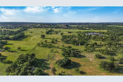 451 Achtzehn Rd, Fredericksburg, TX 78624 - Photo 5