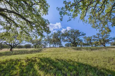 451 Achtzehn Rd, Fredericksburg, TX 78624 - Photo 3