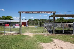 110 Live Oak Ln, Kerrville, TX 78028 - Photo 63