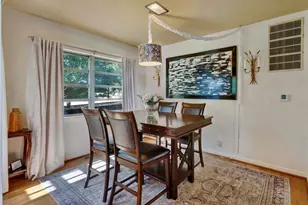 207 Walnut St, Fredericksburg, TX 78624 - Photo 13