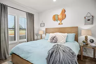 930 S Eagle St, Fredericksburg, TX 78624 - Photo 13