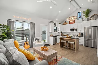 930 S Eagle St #203, Fredericksburg, TX 78624 - Photo 7