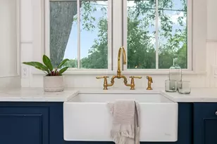 420 S Milam St, Fredericksburg, TX 78624 - Photo 7