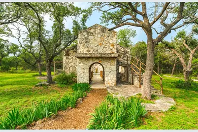 1218 Oakwood Loop, Wimberley, TX 78676 - Photo 29
